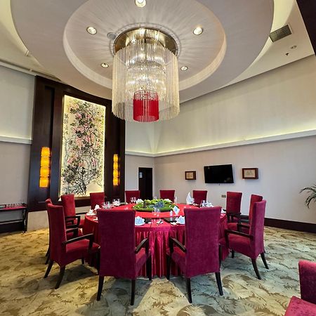 Holiday Inn Chengdu Century City-Easttower Buitenkant foto